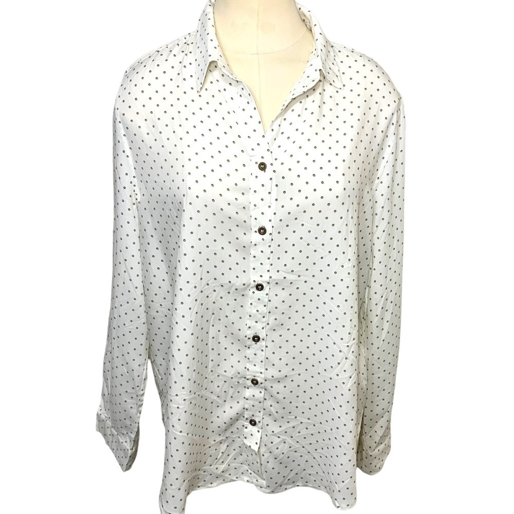 jane & Delancey White Flowy Blouse Button Down Brown Dots Relax Hi Low Tunic M